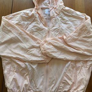Aritzia TNA windbreaker